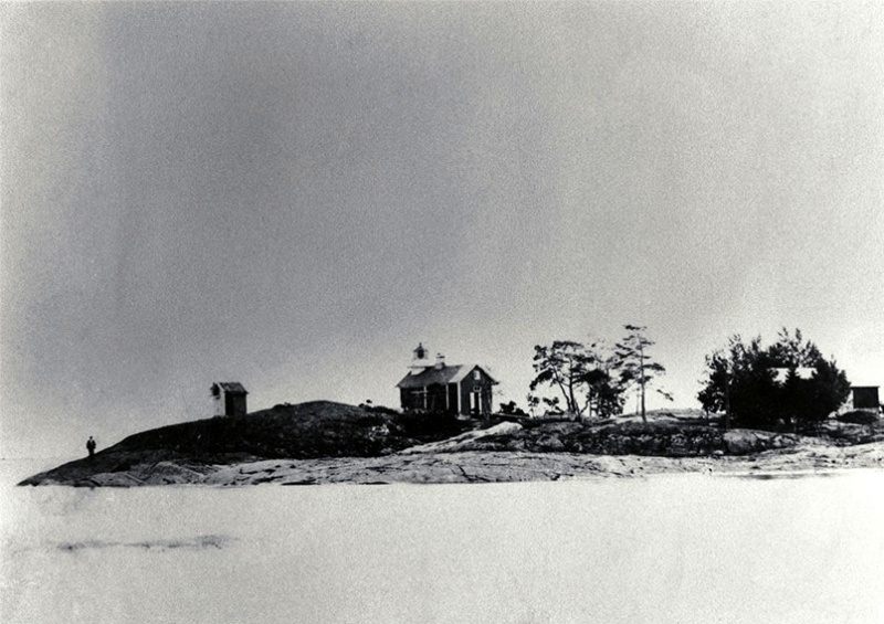 Fil:StånguddenVänermuseet.jpg