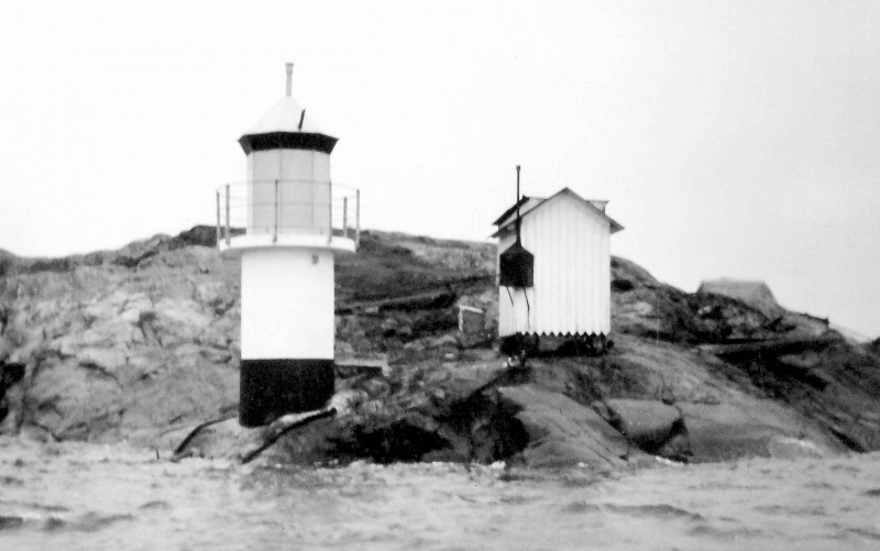 Fil:Fredagsholmen nya o gamla 1942.jpg